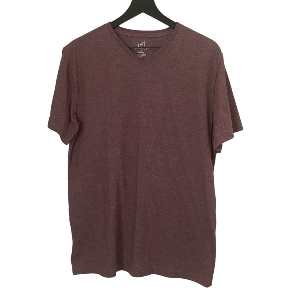 George Men’s V-Neck Short Sleeve Shirt,Color Hertrs(red) Size Medium (38-40).